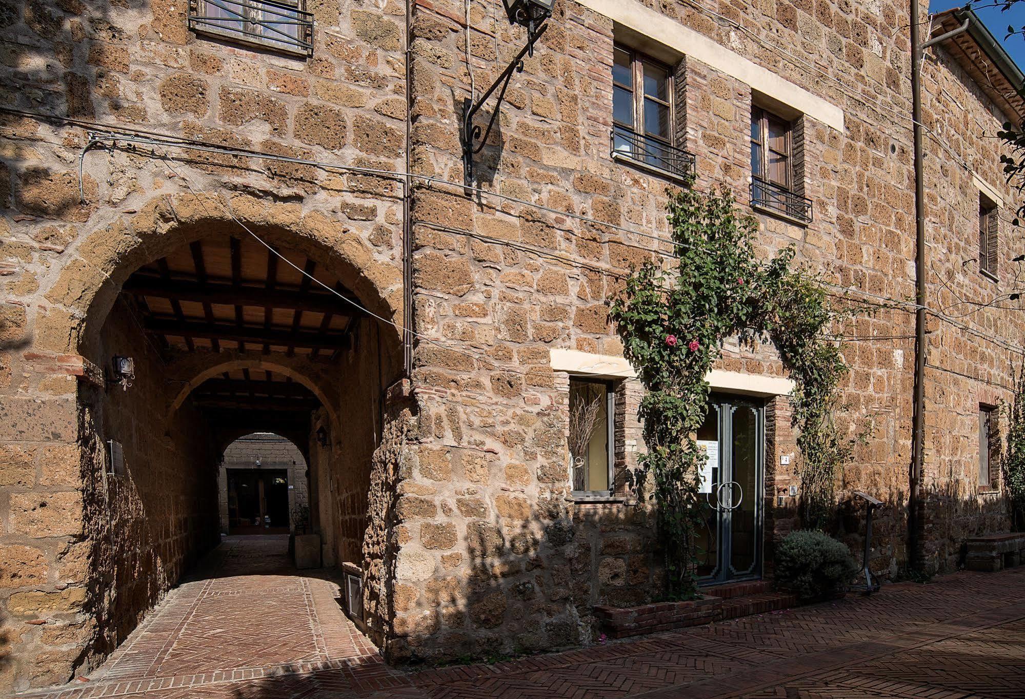 Hotel Scilla Sovana Dış mekan fotoğraf
